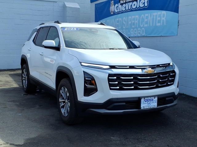 Used 2025 Chevrolet Equinox LT w/ Convenience Package II FWD image 1