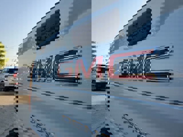 New 2026 GMC Sierra 2500 Denali w/ Denali Reserve Package image 7