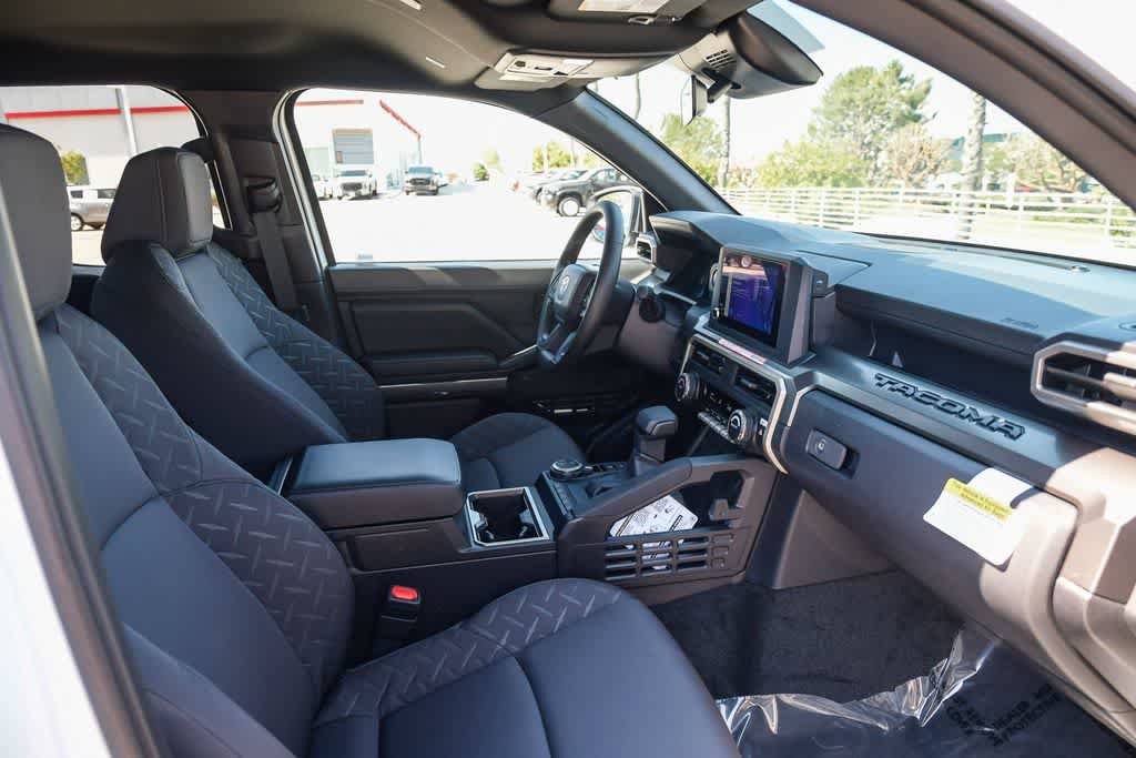 New 2026 Toyota Tacoma SR5 AWD/4WD image 16