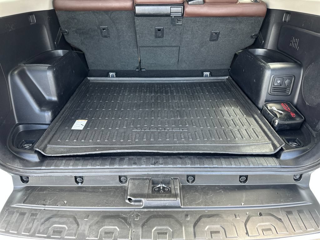Used 2021 Toyota 4Runner Limited AWD/4WD image 17