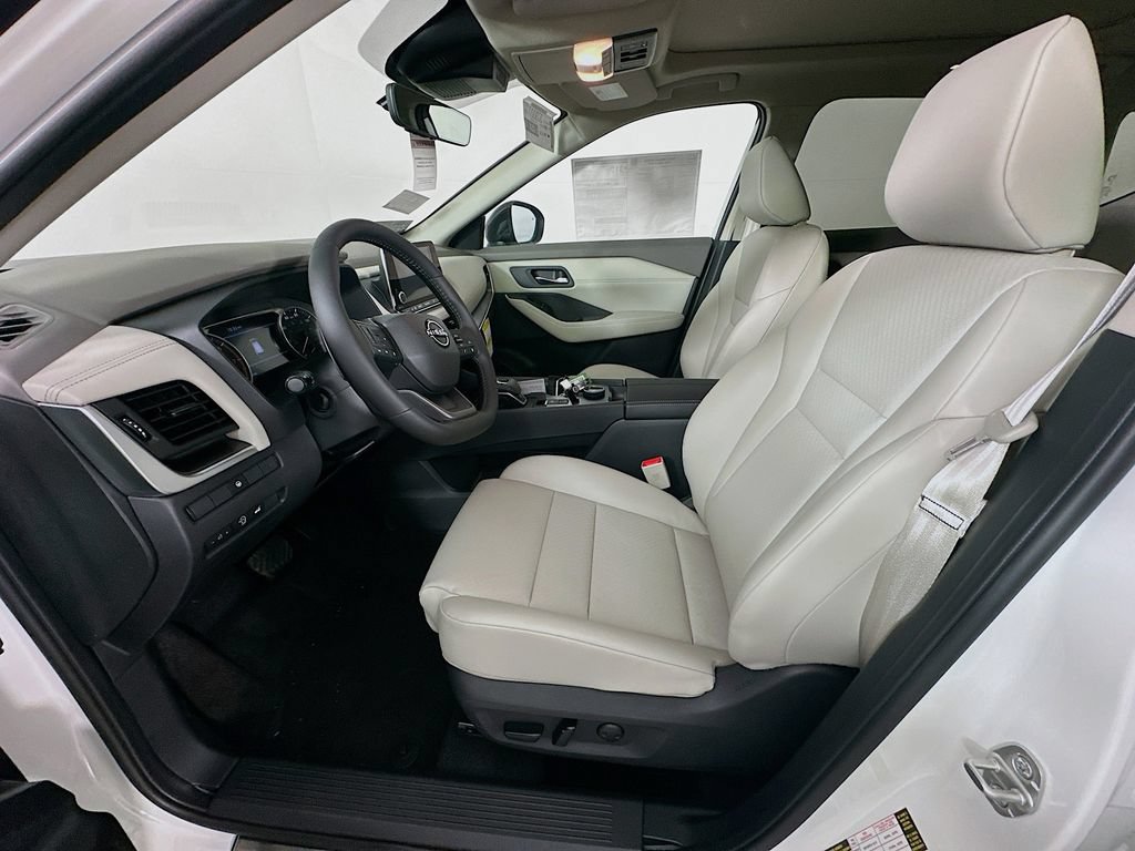 New 2026 Nissan Rogue Dark Armor AWD/4WD image 28