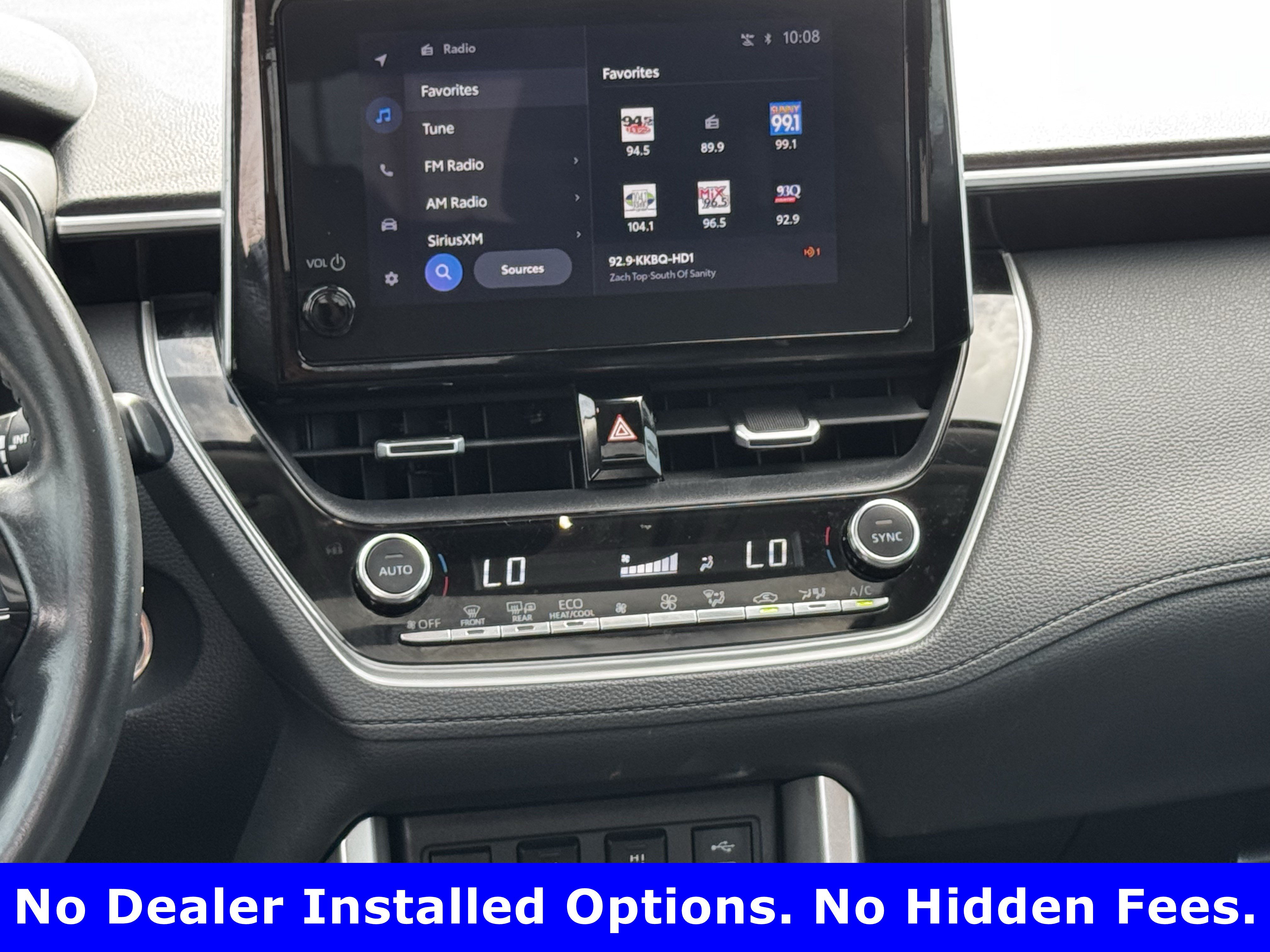 Used 2023 Toyota Corolla Cross XLE w/ Convenience Package AWD/4WD image 17