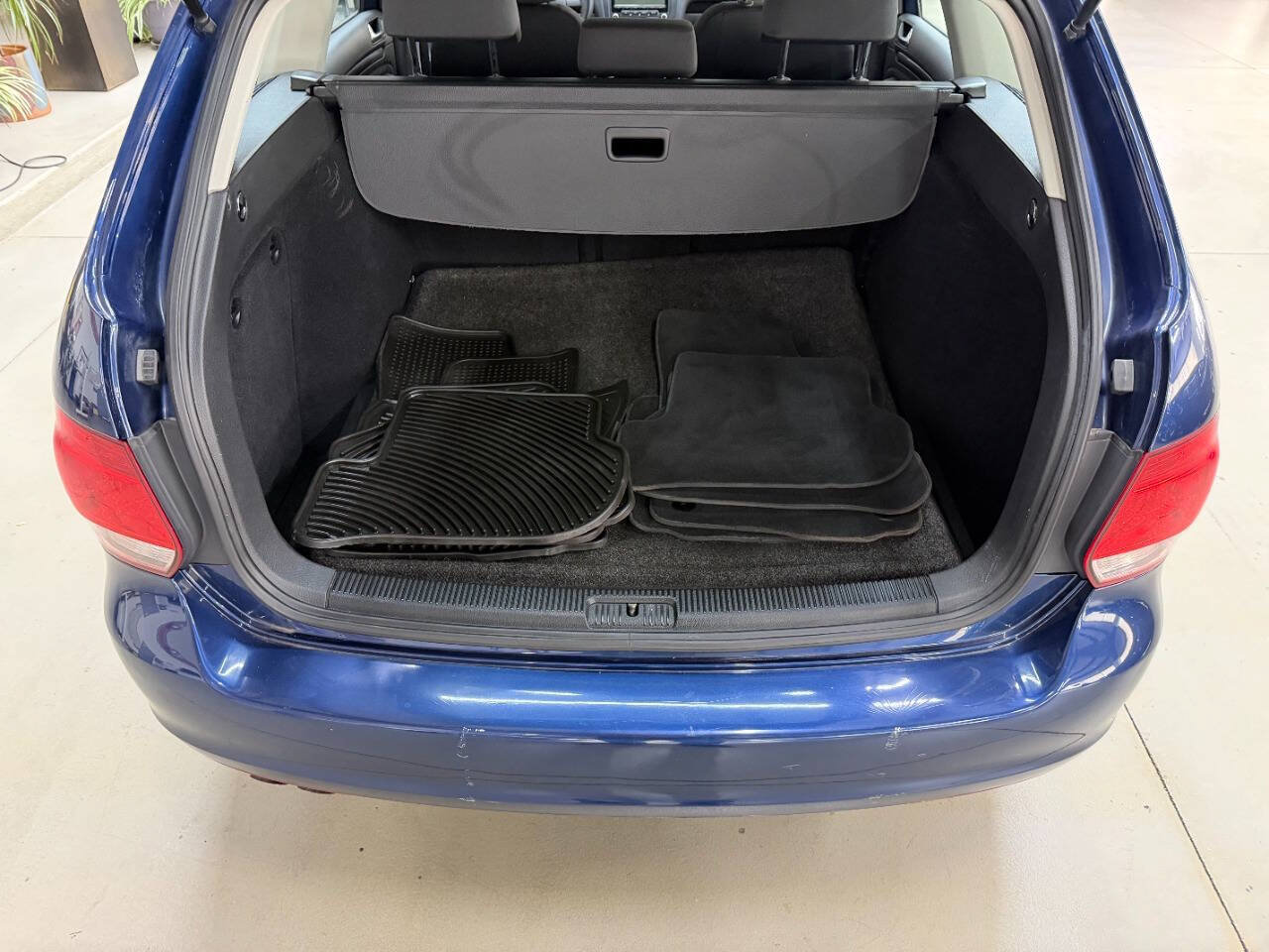 Used 2011 Volkswagen Jetta S FWD image 9