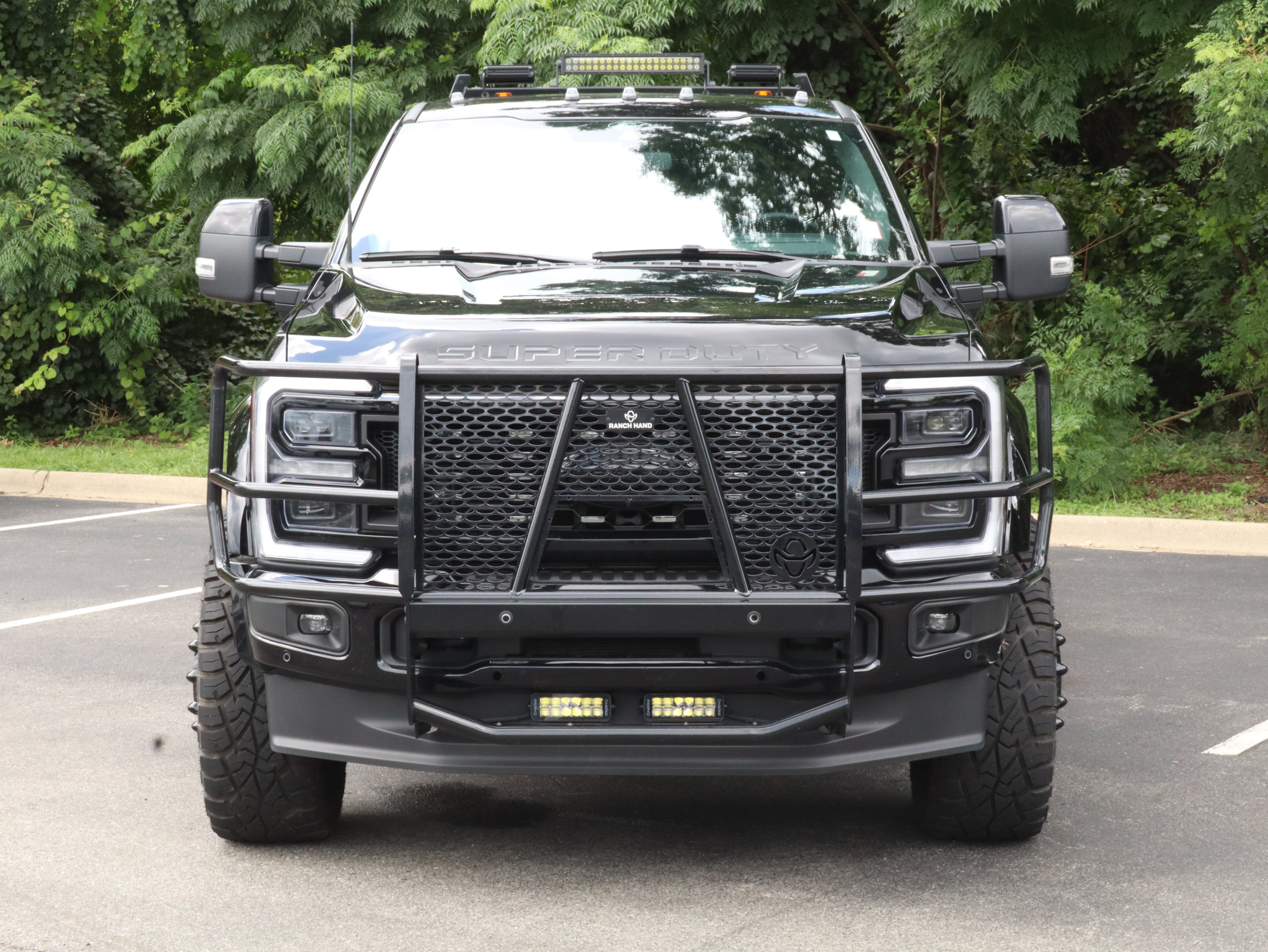 Used 2025 Ford F450 Platinum w/ FX4 Off-Road Package AWD/4WD image 3