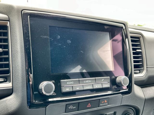 Certified 2024 Nissan Frontier SV w/ Hardbody Edition image 11