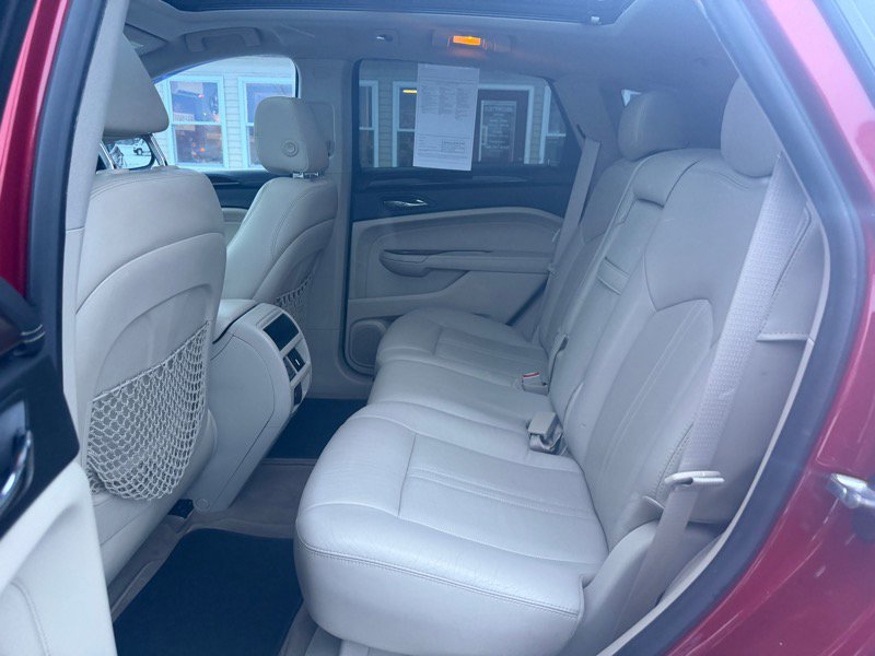 Used 2011 Cadillac SRX Luxury image 4