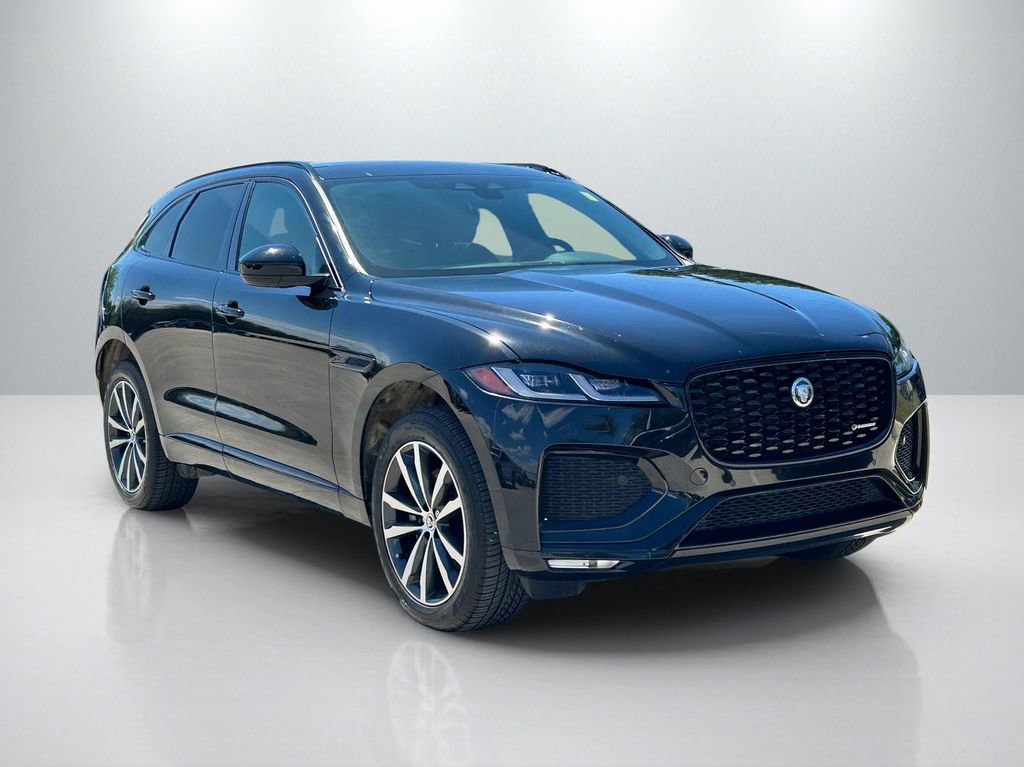 Used 2024 Jaguar F-PACE R-Dynamic S image 3