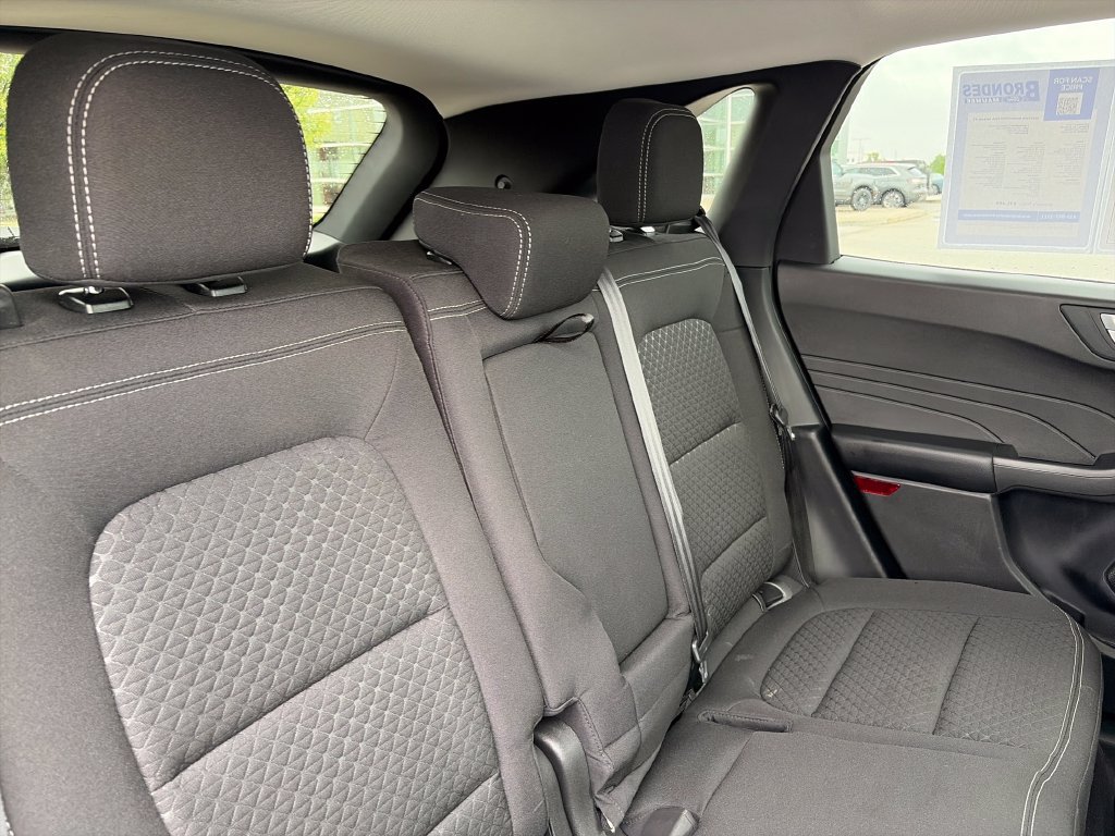 Used 2023 Ford Escape Active w/ Tech Pack #2 FWD image 31