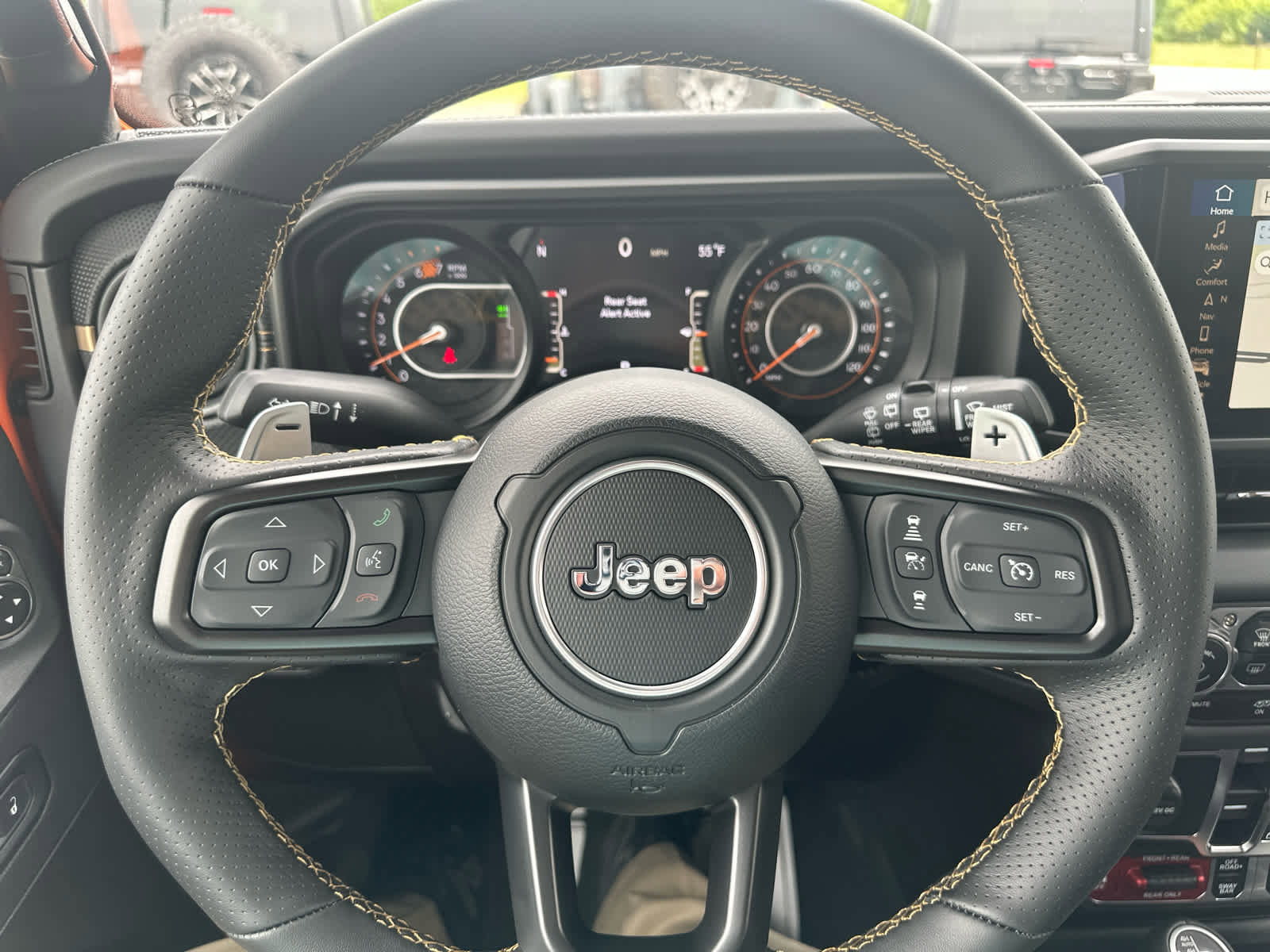 New 2025 Jeep Wrangler Unlimited Rubicon 392 image 29