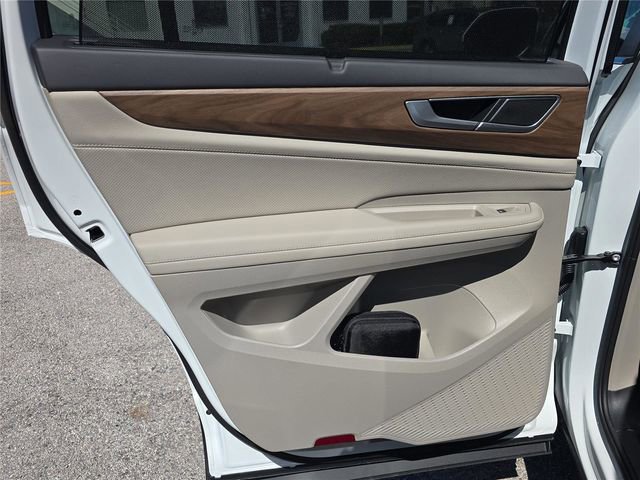New 2026 Volkswagen Atlas SE image 11