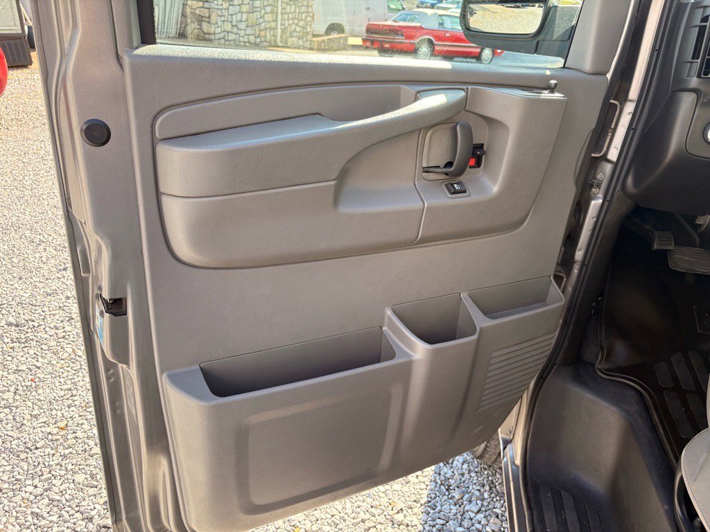 Used 2012 Chevrolet Express 3500 LT w/ LT Preferred Equipment Group image 18