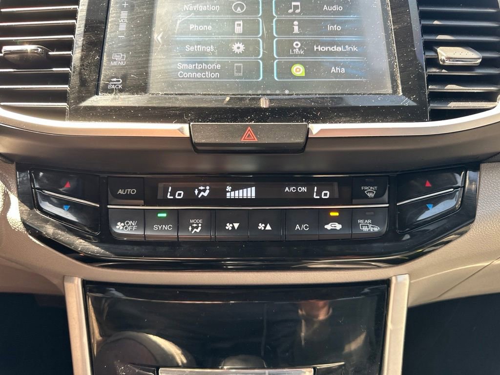 Used 2017 Honda Accord Touring image 25