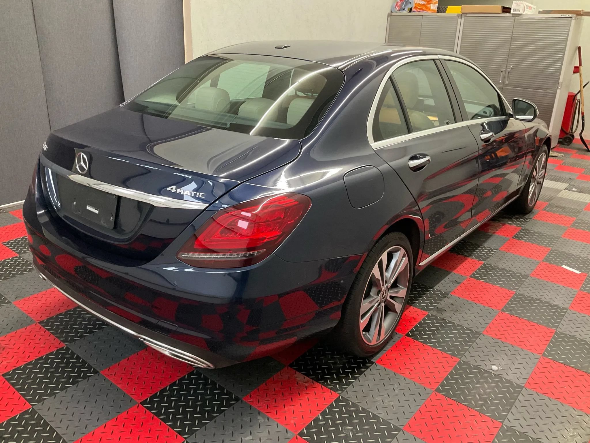 Used 2021 Mercedes-Benz C 300 4MATIC Sedan image 3