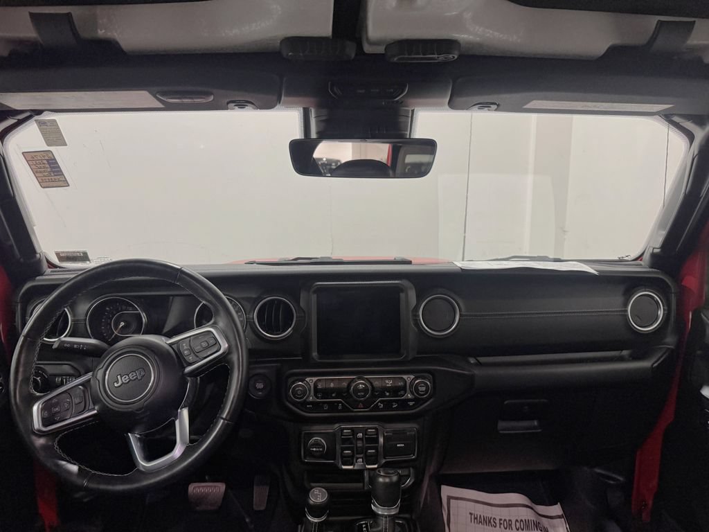 Used 2021 Jeep Wrangler Unlimited Sahara w/ Uconnect 4C Nav & Sound Group AWD/4WD image 2