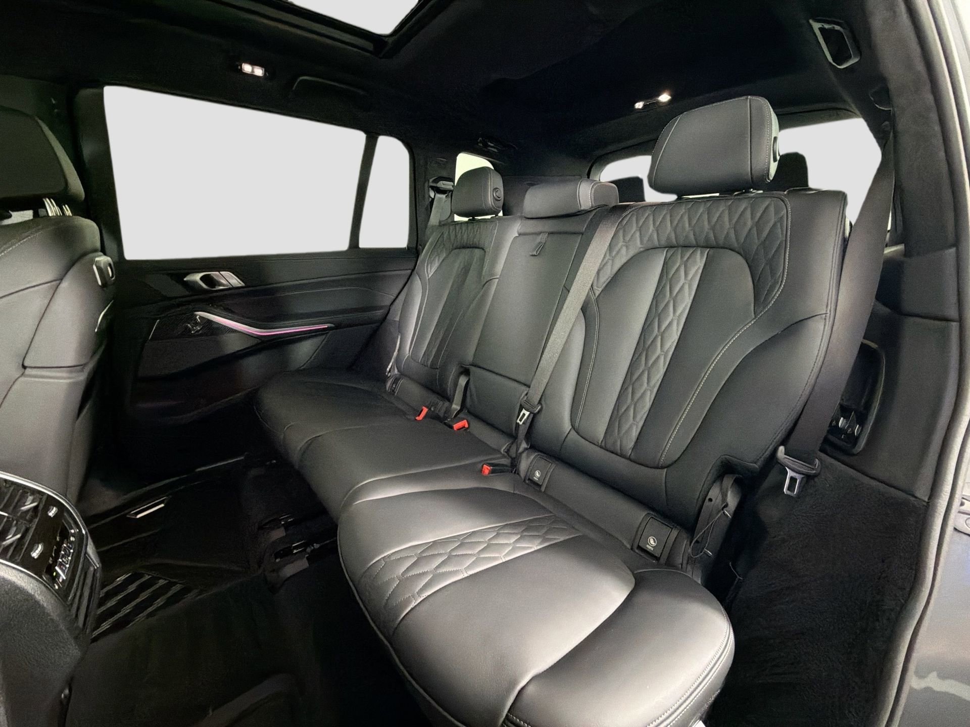 Used 2026 BMW X7 M60i image 26