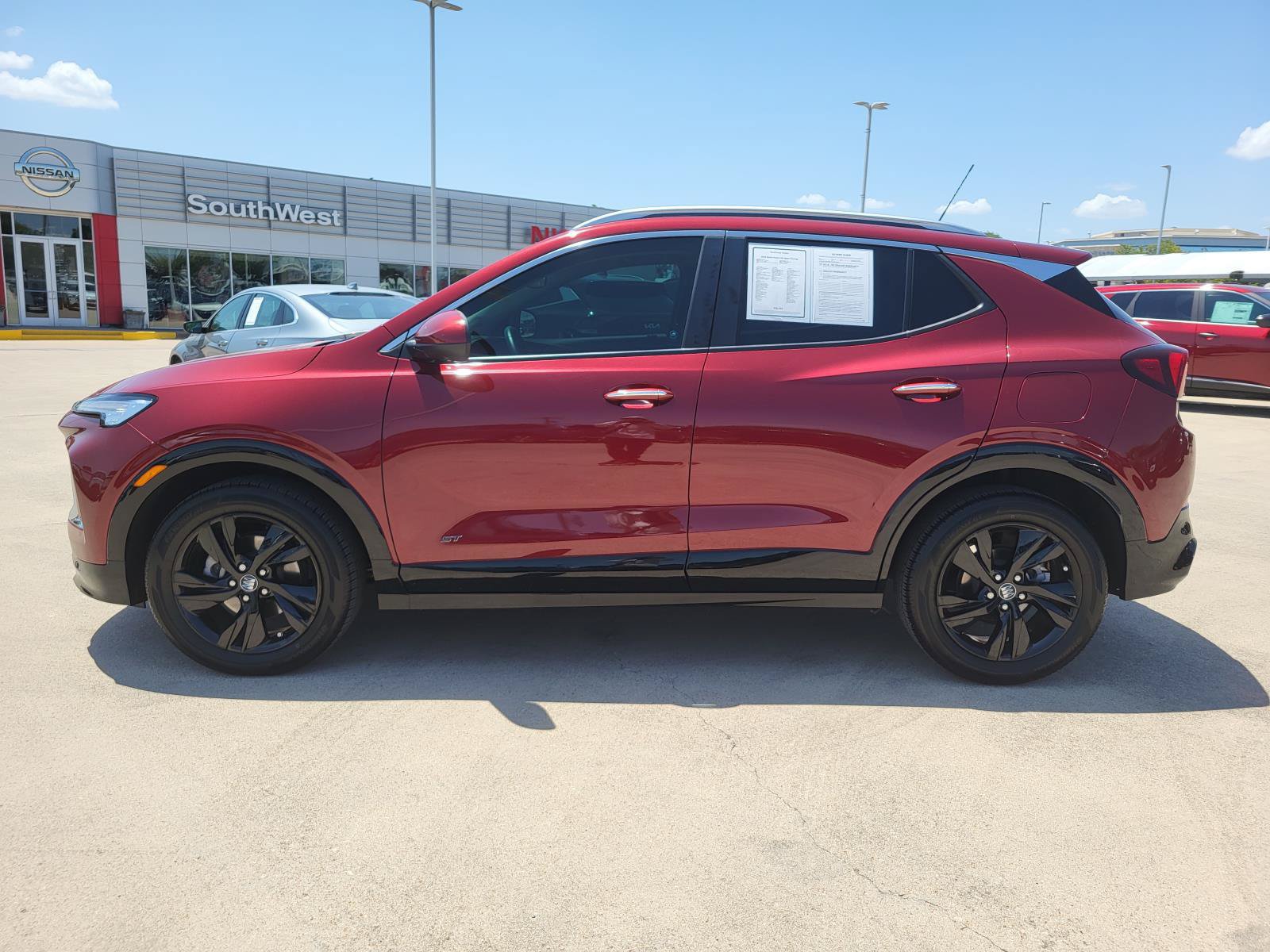 Used 2025 Buick Encore GX Sport Touring w/ Advanced Technology Package FWD image 8