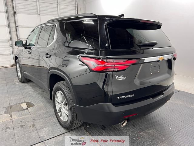 Used 2023 Chevrolet Traverse LT image 6