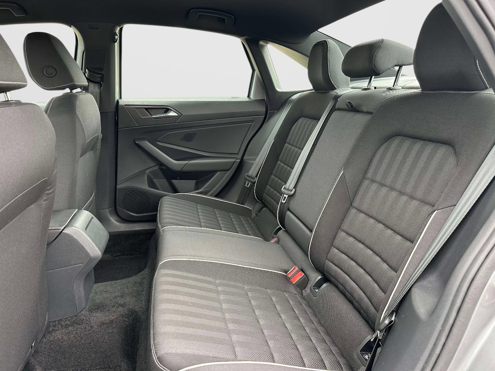 Certified 2024 Volkswagen Jetta Sport FWD image 14