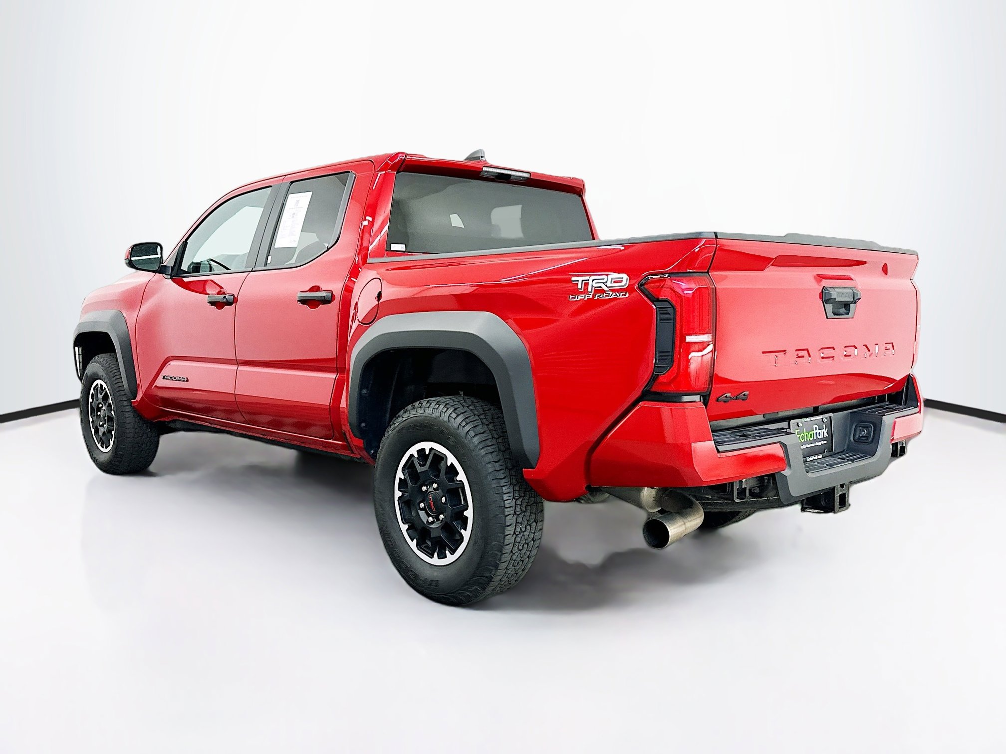 Used 2025 Toyota Tacoma TRD Off-Road image 5