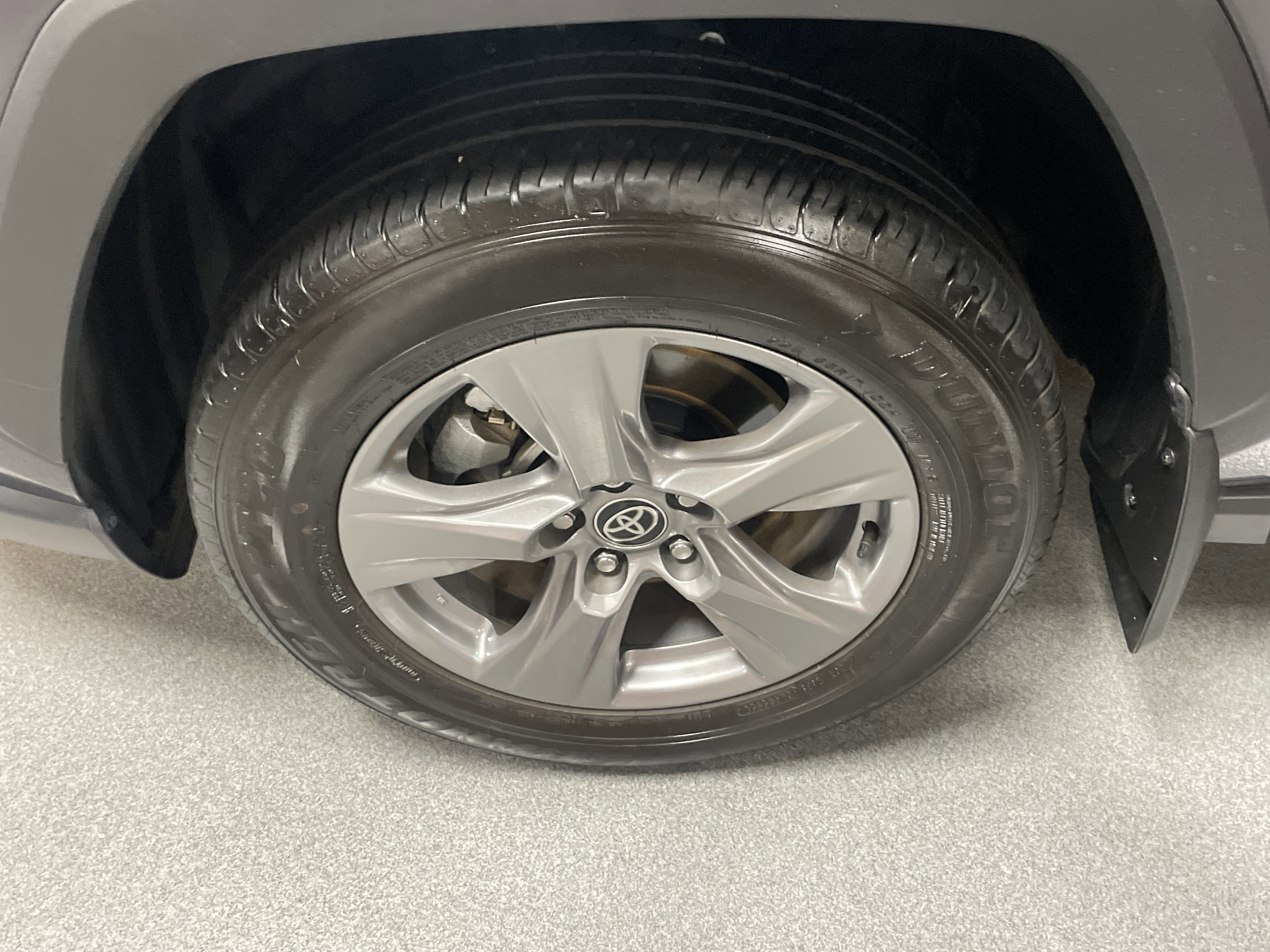 Used 2025 Toyota RAV4 XLE image 13