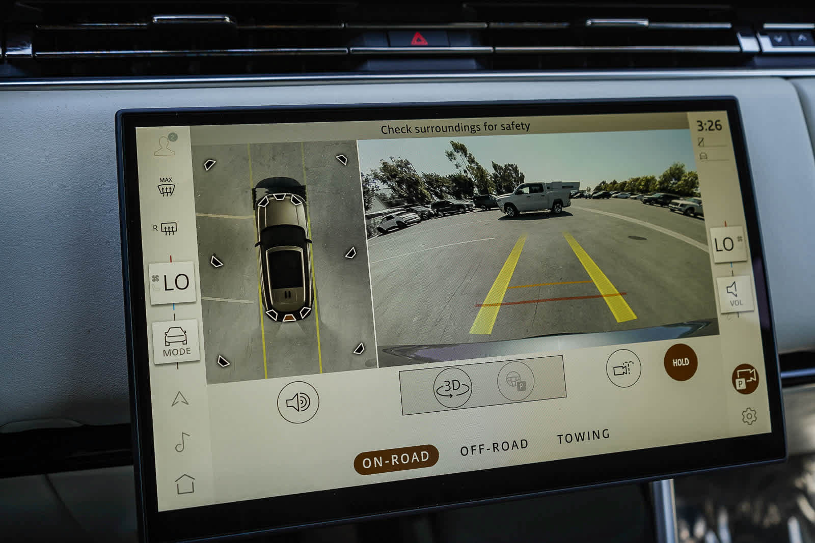 Used 2025 Land Rover Range Rover SE AWD/4WD image 23