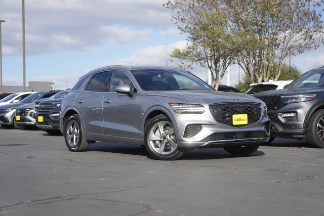 Used 2026 Genesis GV70 2.5T Advanced image 2