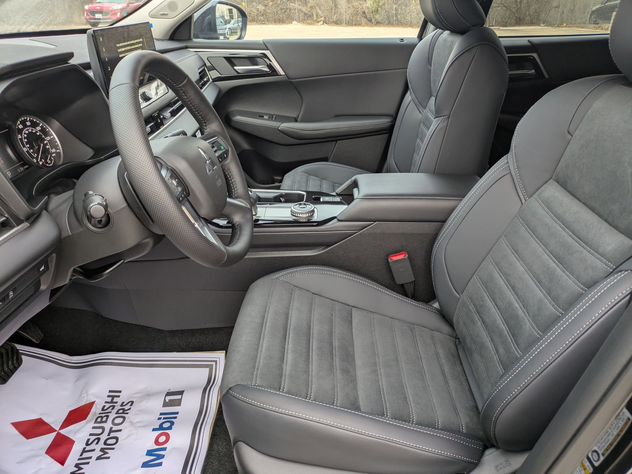 New 2026 Mitsubishi Outlander SE AWD/4WD image 10