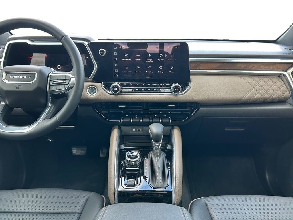 Used 2026 GMC Canyon Denali AWD/4WD image 12