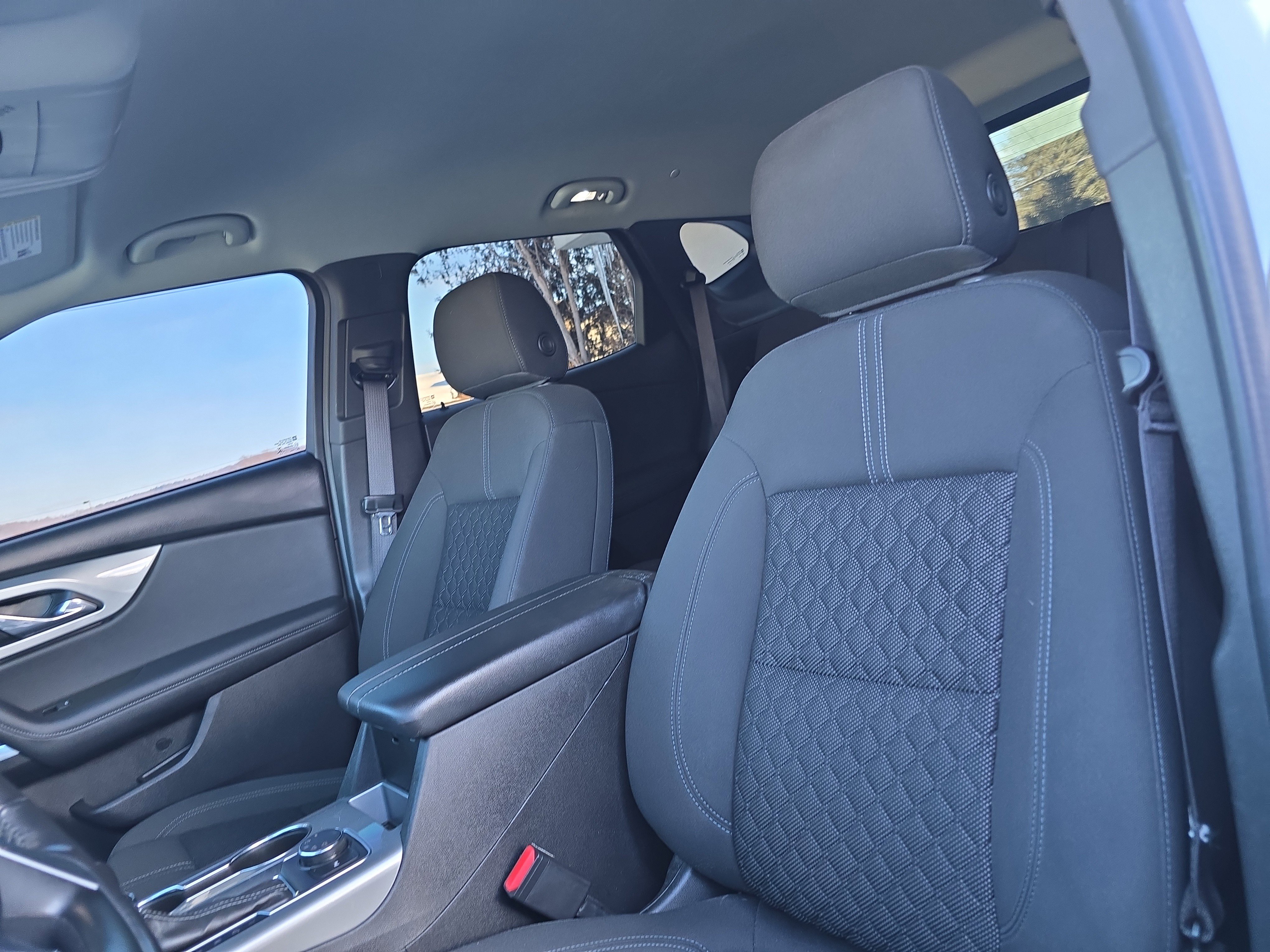 Used 2019 Chevrolet Blazer LT image 12