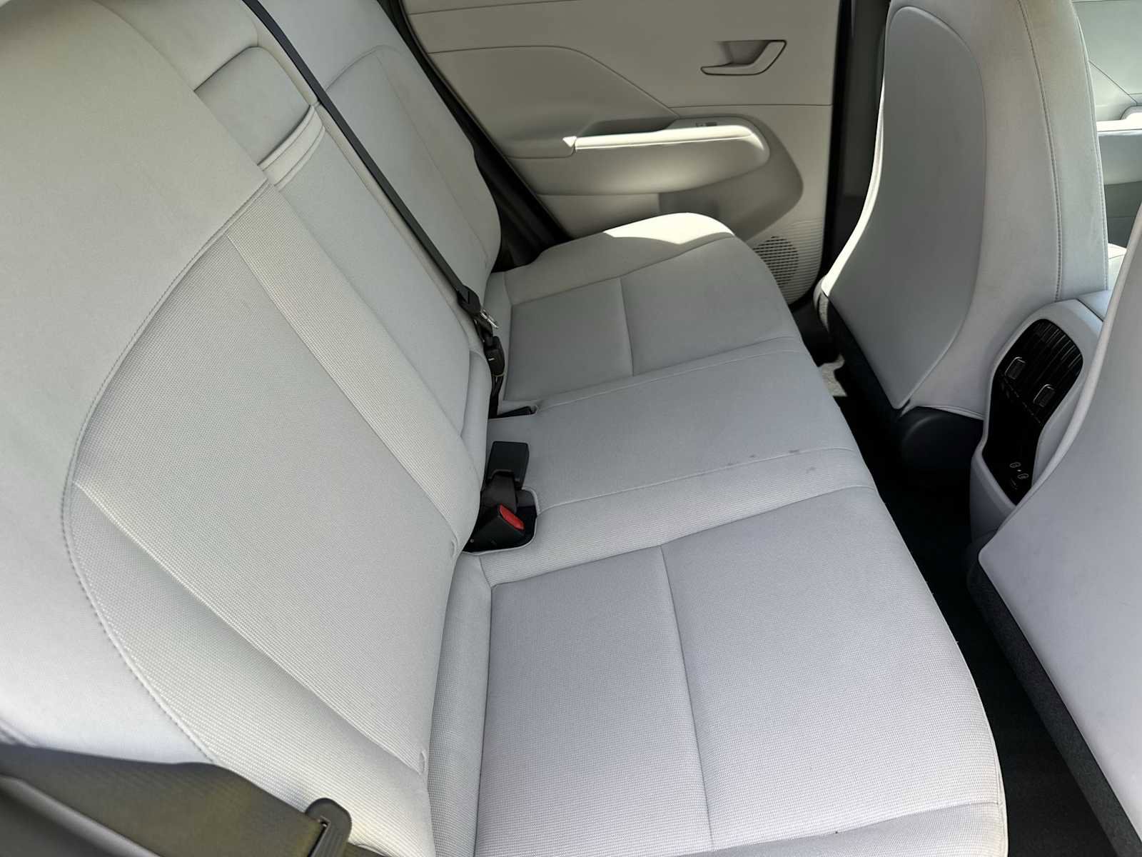 Used 2024 Hyundai Kona SEL FWD image 17