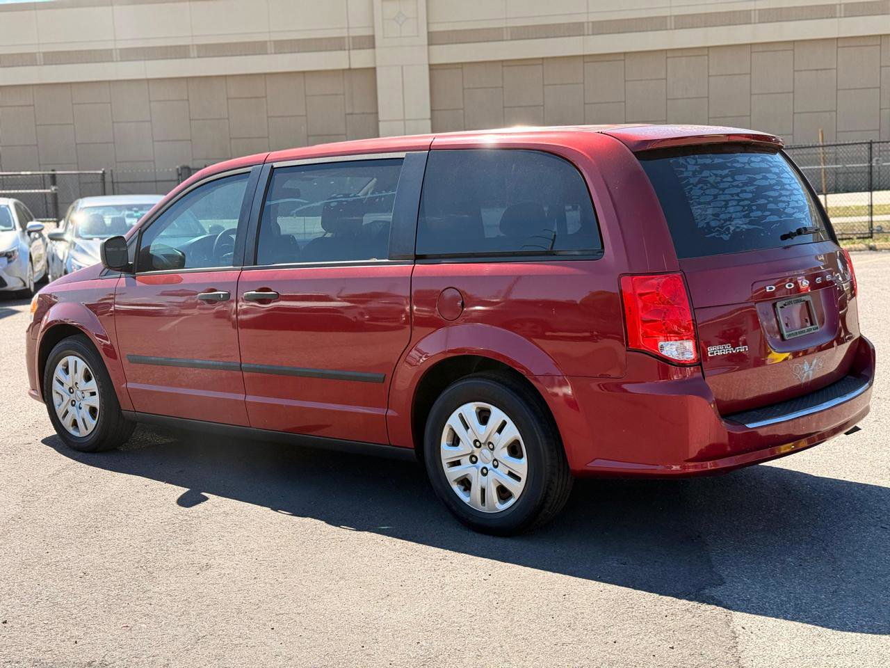 Used 2016 Dodge Grand Caravan American Value Package image 7