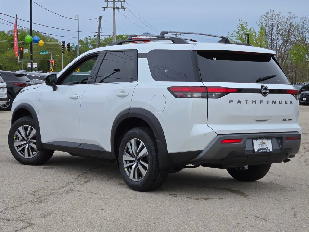 New 2026 Nissan Pathfinder SL AWD/4WD image 12