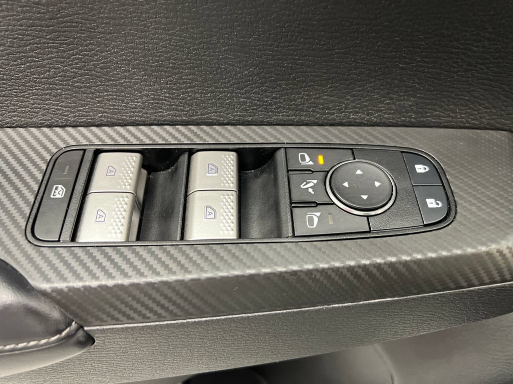 Used 2024 Mitsubishi Outlander SE AWD/4WD image 15