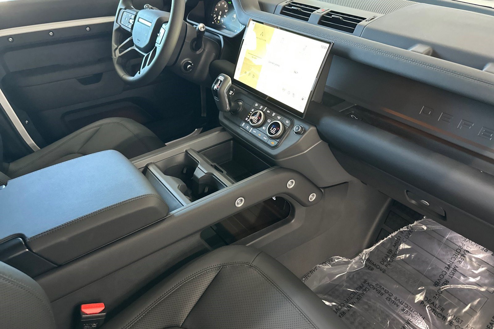 New 2026 Land Rover Defender 110 X-Dynamic SE AWD/4WD image 27