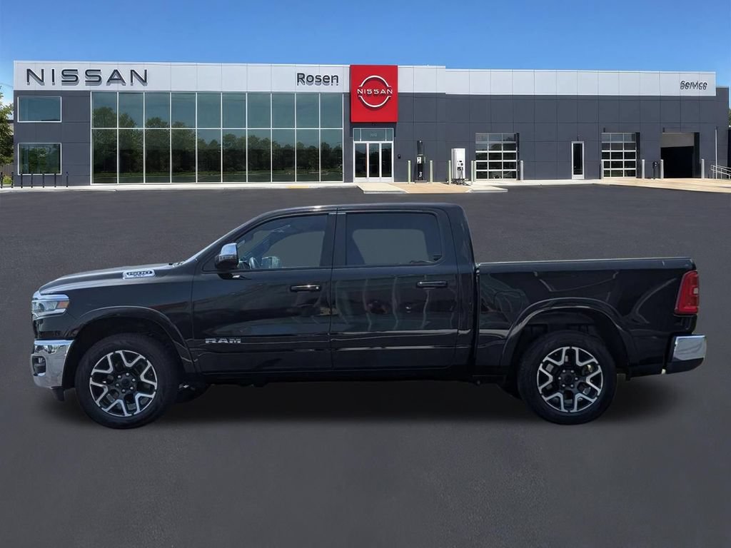 Used 2025 RAM 1500 Laramie AWD/4WD image 6