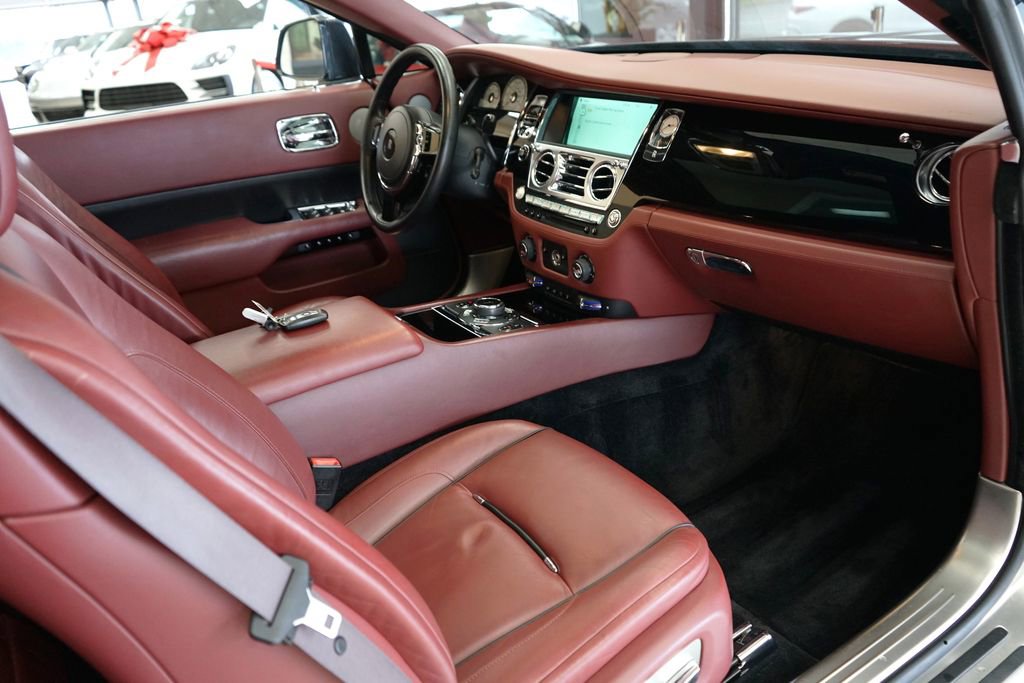 Used 2016 Rolls-Royce Wraith image 60