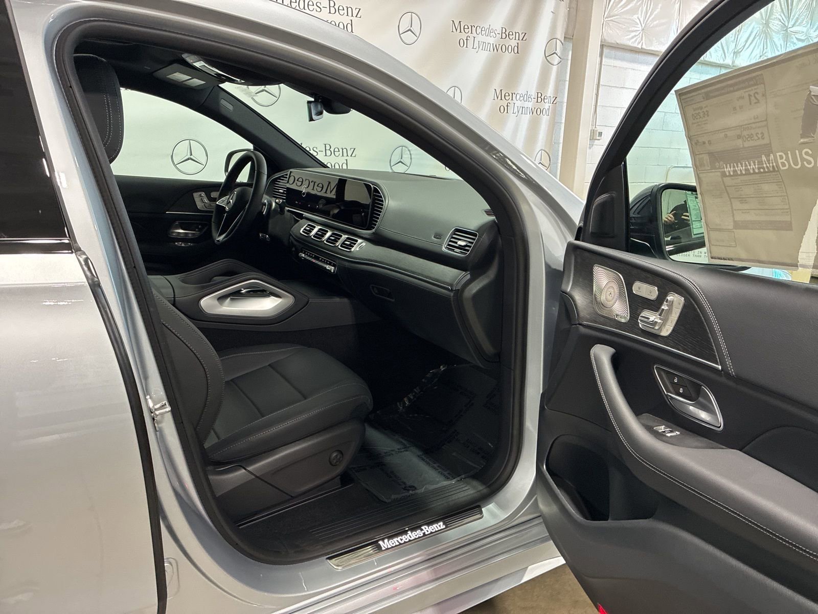 New 2026 Mercedes-Benz GLE 450 4MATIC Coupe image 10