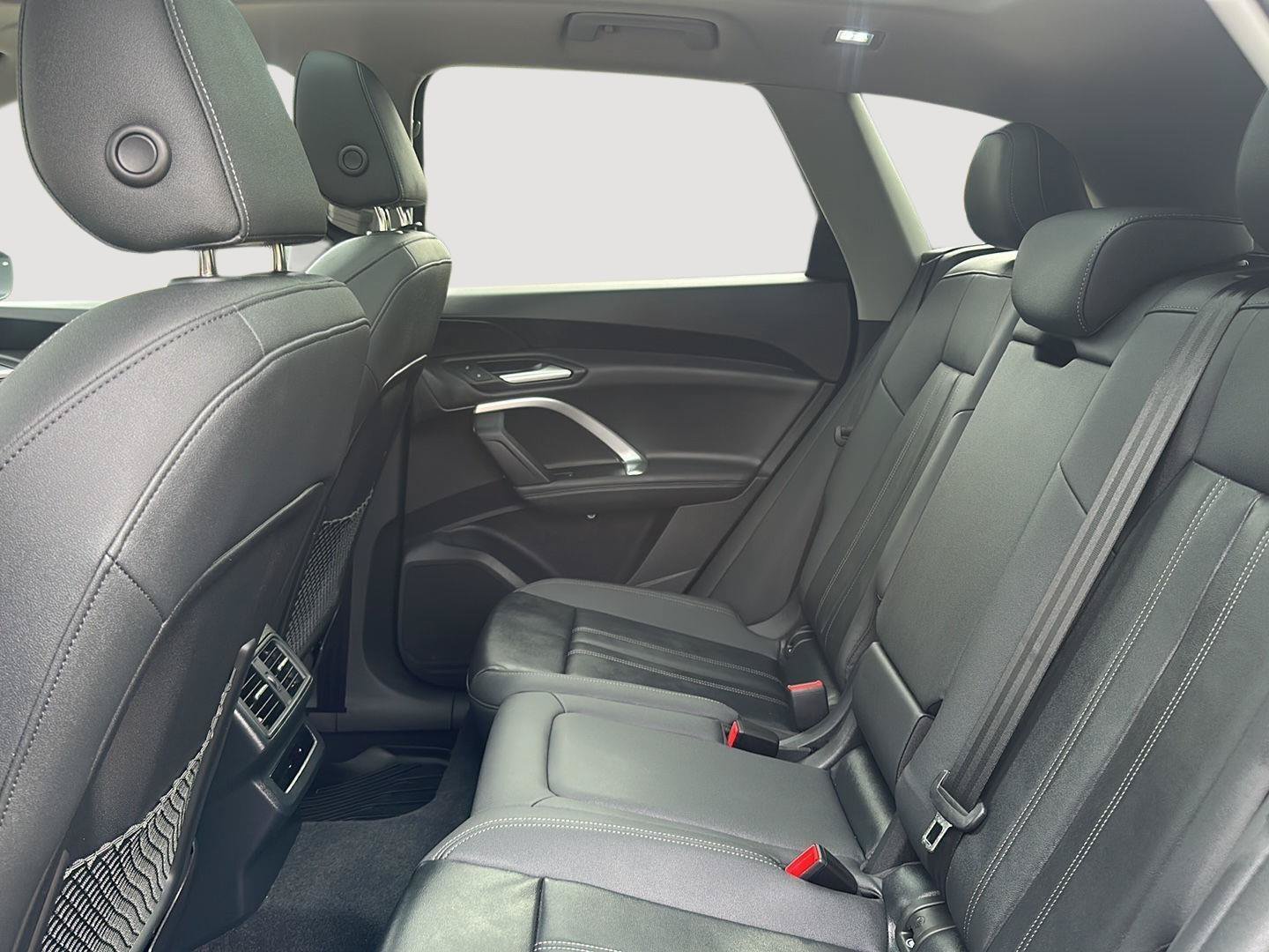 Used 2025 Audi Q5 Premium w/ Convenience Package AWD/4WD image 18