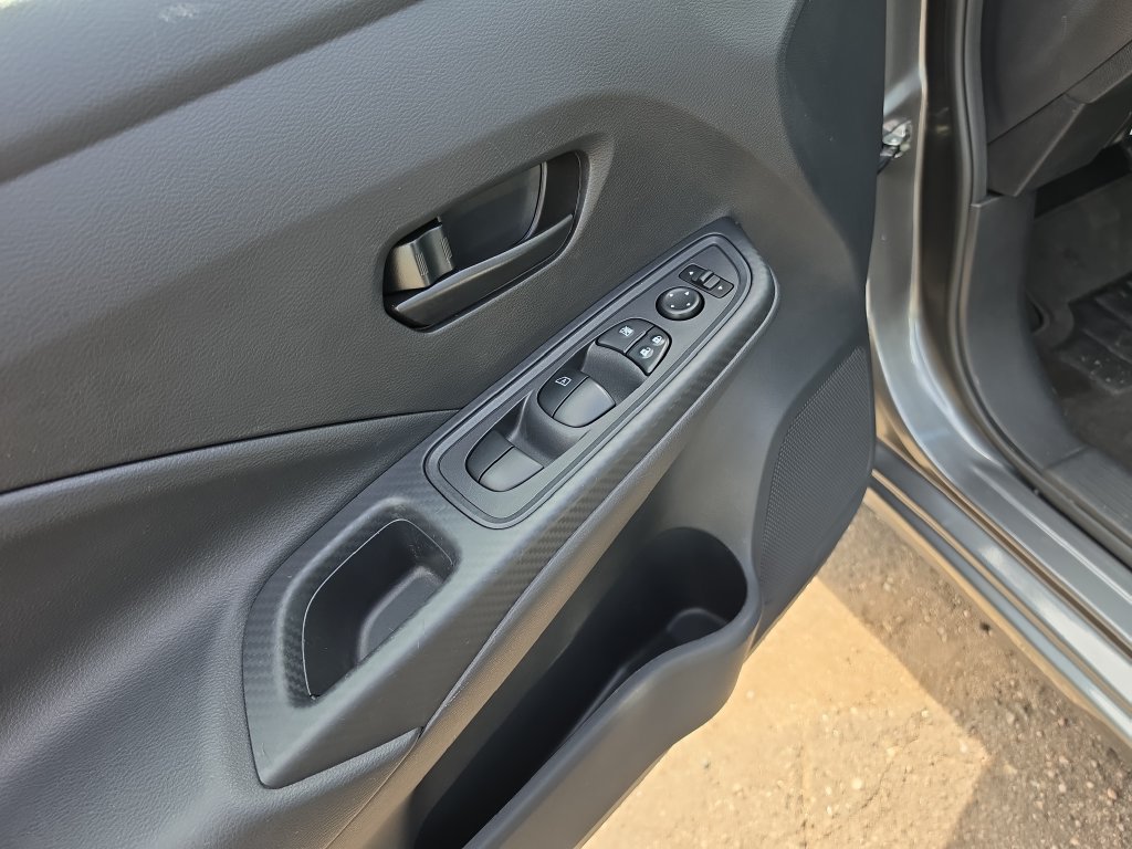 Used 2025 Nissan Versa S w/ Trunk Package FWD image 13