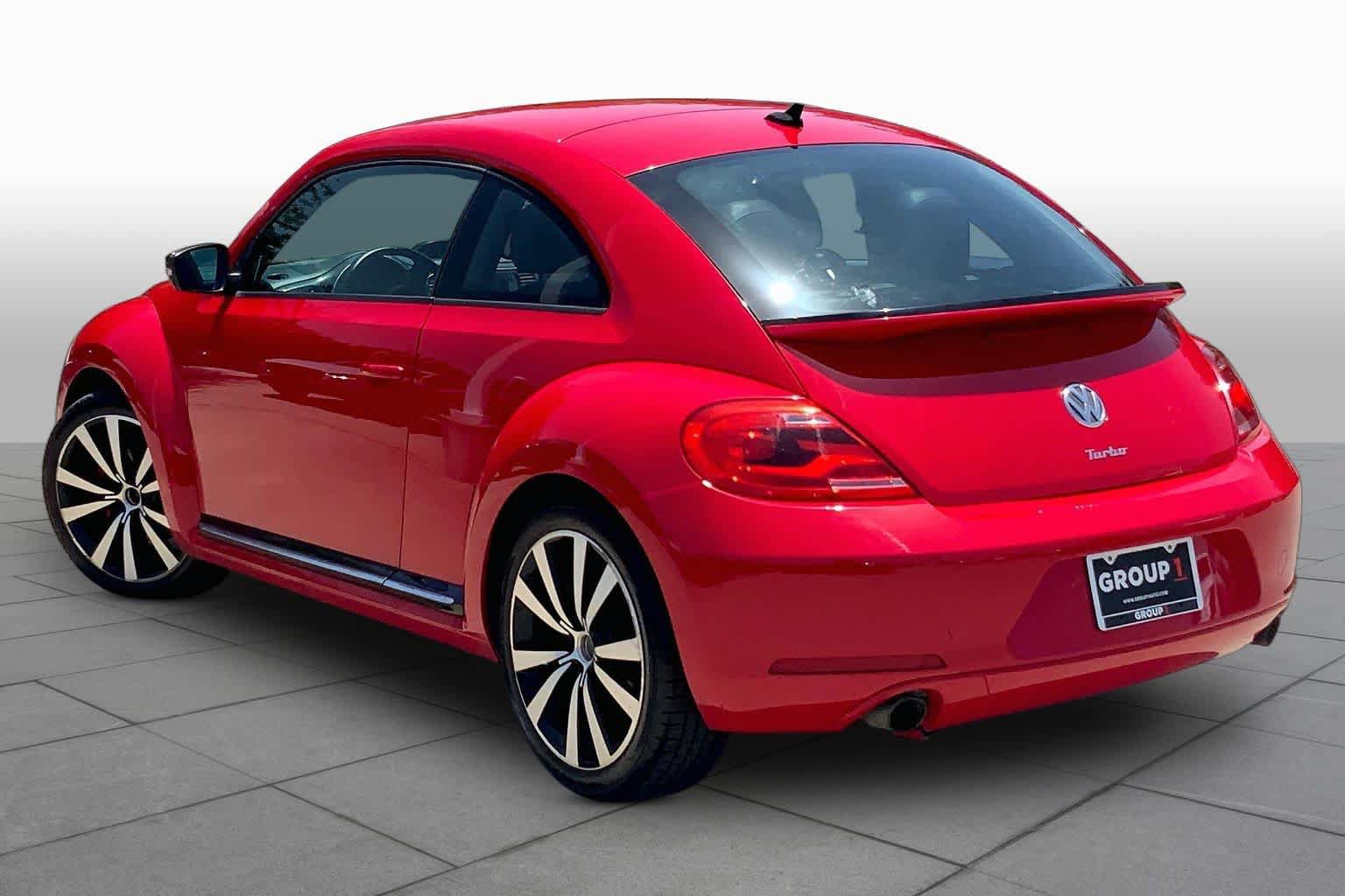Used 2012 Volkswagen Beetle 2.0T FWD image 9