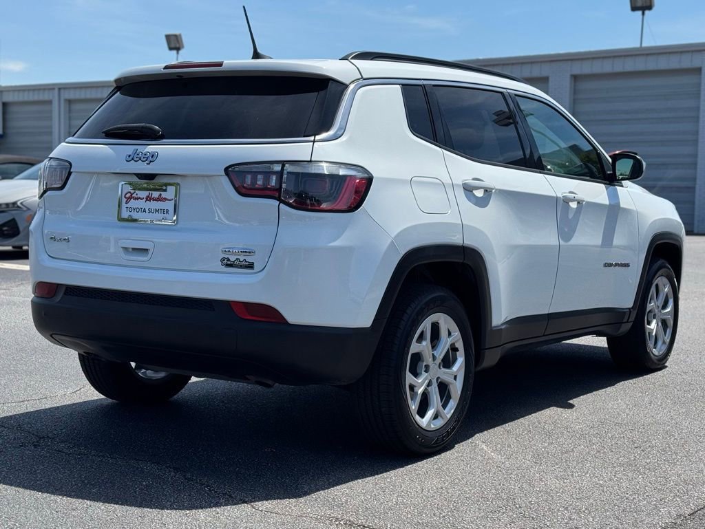 Used 2024 Jeep Compass Latitude AWD/4WD image 12