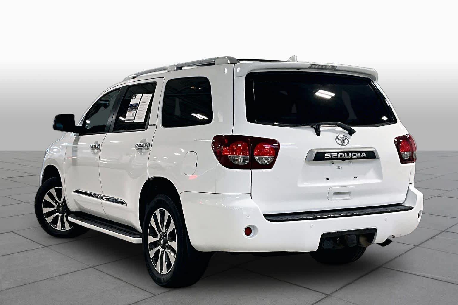 Used 2020 Toyota Sequoia Limited w/ Safety & Convenience Package AWD/4WD image 12