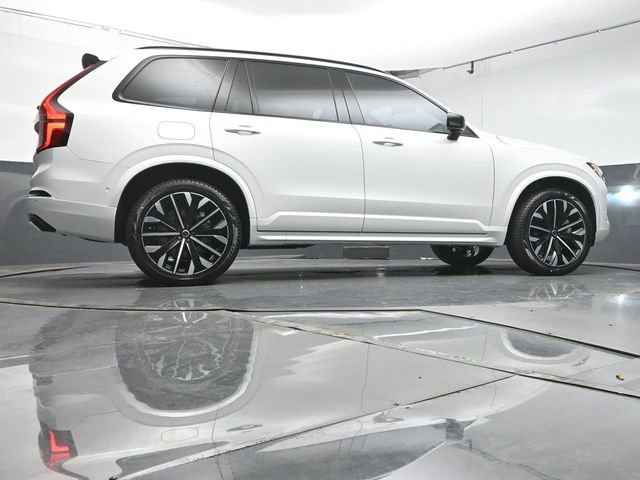 Used 2026 Volvo XC90 B6 Ultra w/ Protection Package Premier AWD/4WD image 41