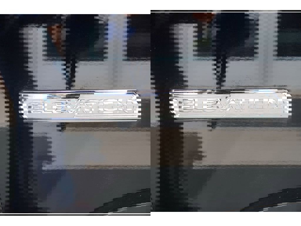 Used 2022 GMC Canyon Elevation image 8