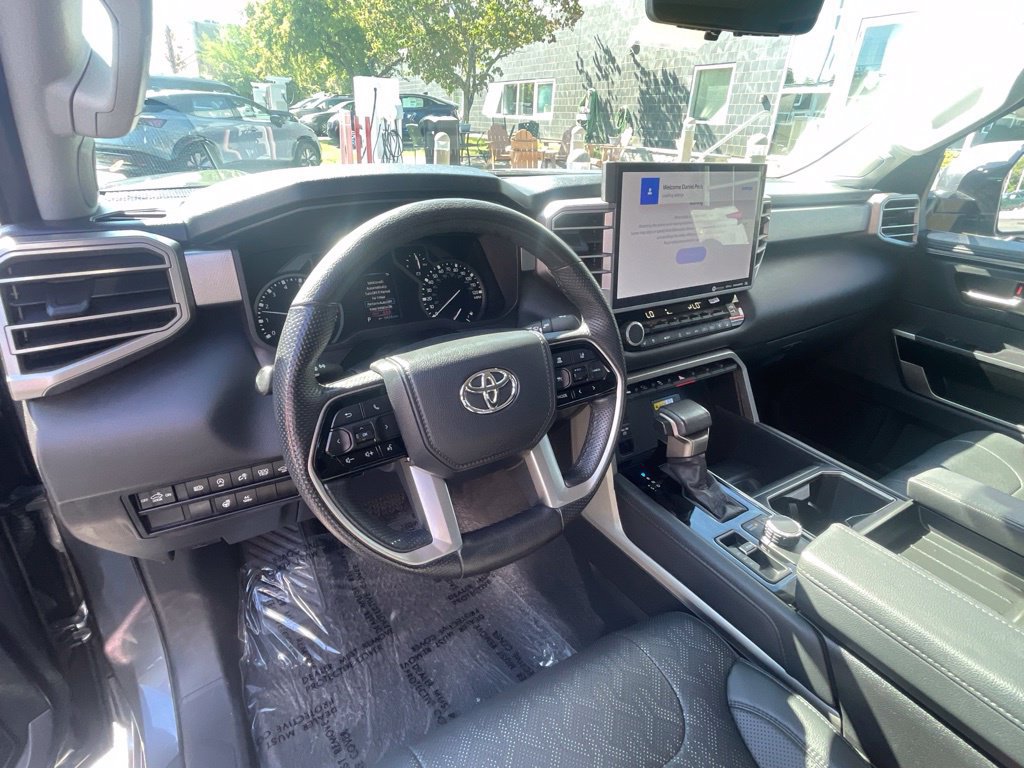 Used 2023 Toyota Tundra Limited AWD/4WD image 10