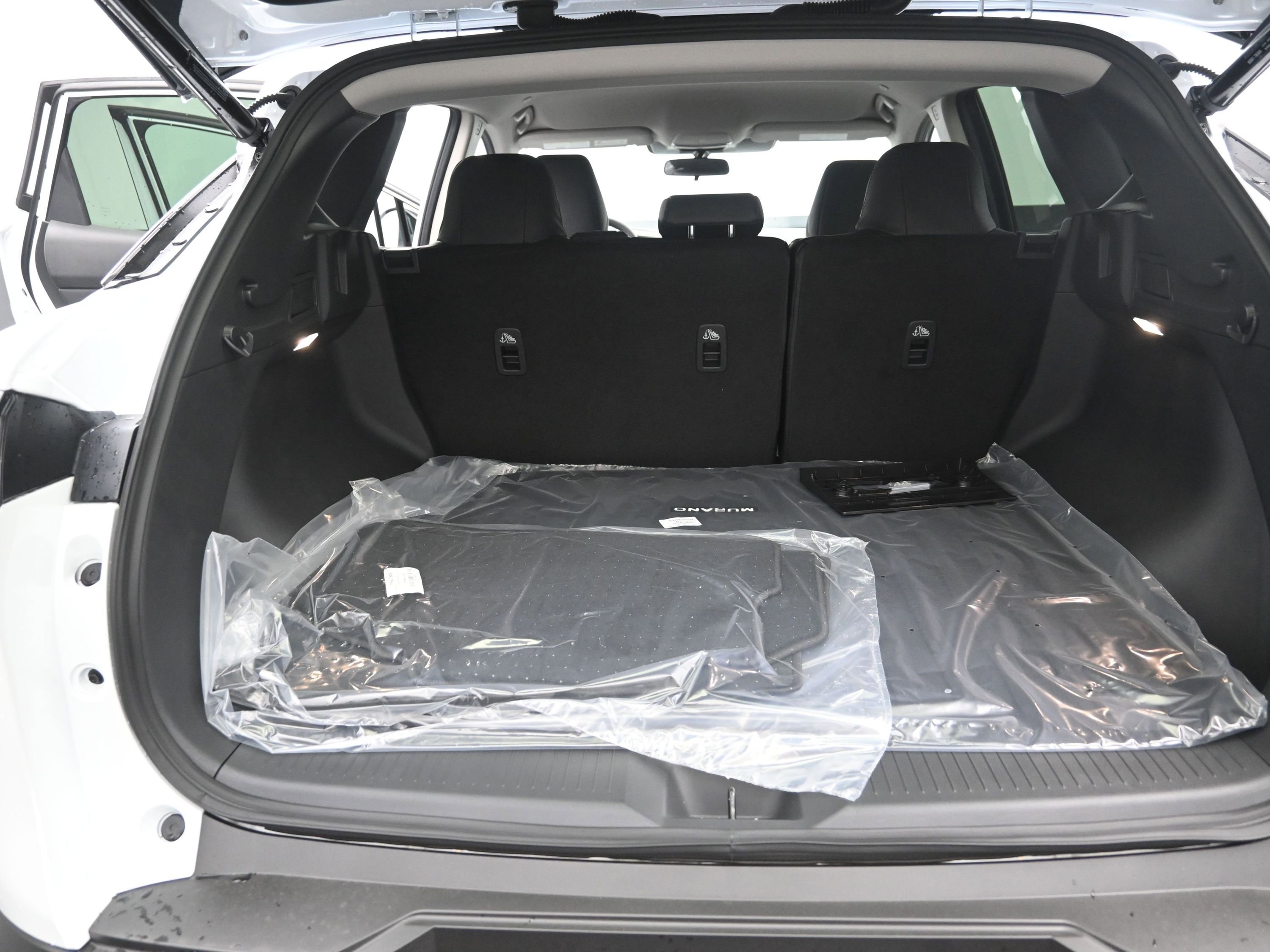 New 2025 Nissan Murano SV image 18