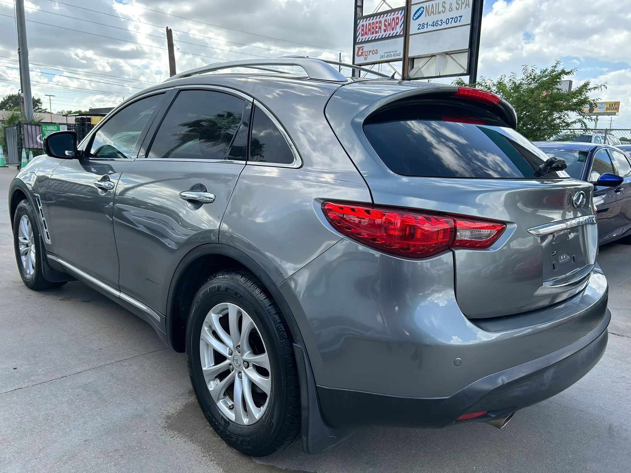 Used 2013 INFINITI FX37 AWD w/ Premium Pkg image 3