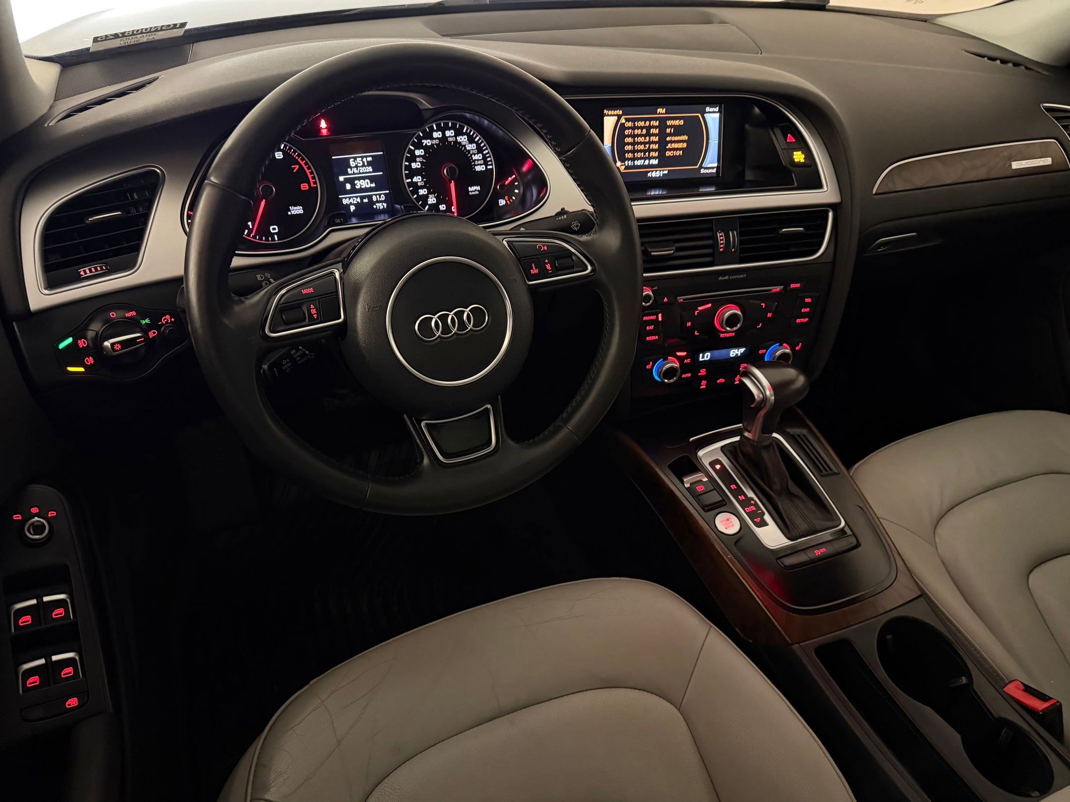 Used 2016 Audi A4 2.0T Premium w/ Convenience Plus Package AWD/4WD image 4
