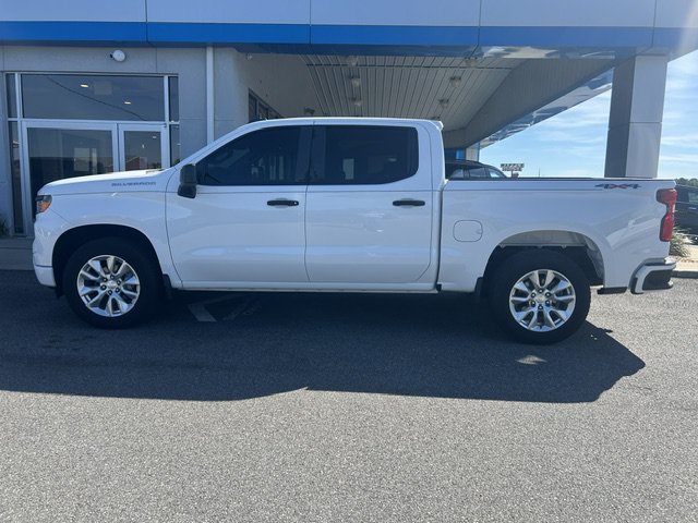 Used 2023 Chevrolet Silverado 1500 Custom AWD/4WD image 6