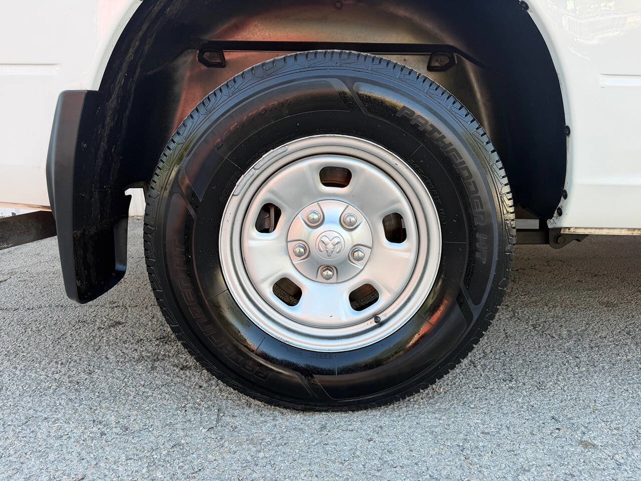 Used 2019 RAM 1500 Tradesman w/ Power & Remote Entry Group image 27